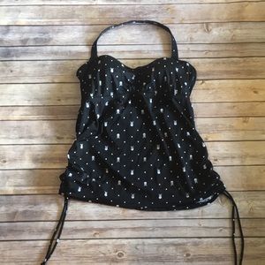 Torrid Size 1 Skull and Crossbone swim Top